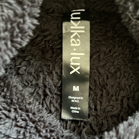 🖤 Lukka Lux-Women's Turtleneck Plush Pullover Sweater (Size-M)🖤 - Picture 4 of 6
